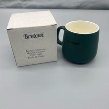 Load image into Gallery viewer, Bretewi Coffee cups,Ceramic coffee cup, office and family tea cup, 14 ounce coffee cup, birthday gift, Christmas gift, warm gift new home, 1 bag (green)
