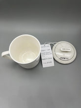 Load image into Gallery viewer, XNEWUYG Cups,Ceramic Mug, Fancy Tea Cup with Silver Trim, China Tea Cups with Lid, Flower Tea Cup, Suitable for Making Tea, Cold Drinks, Hot Drinks, Coffee, Etc, 10oz (about 300ml), Set of 2
