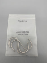Load image into Gallery viewer, VALTAVO Curtain hooks,Shower Curtain Hooks，Set of 3 Rings，Rust Resistant S Shaped Hooks Hangers for Shower Curtains, Kitchen Utensils, Clothing, Towels, etc.
