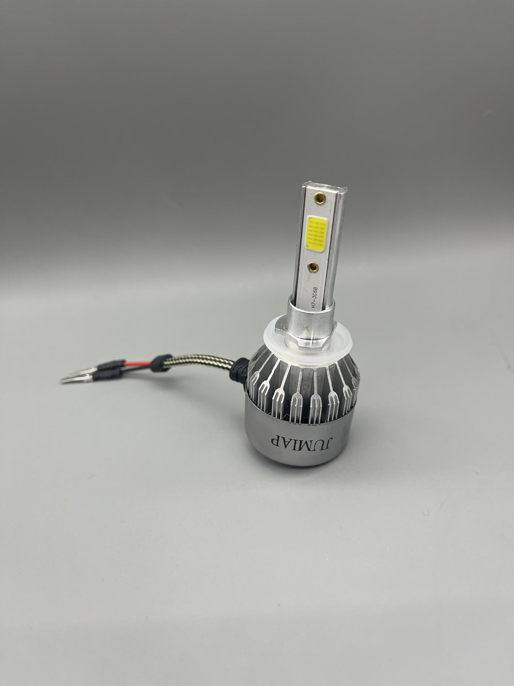 JUMIAP Headlights for automobiles ,9005/HB3 LED Headlight Bulbs, 120W 20000 Lumens Bright LED Headlights, 6500K Cool White LED Headlight Conversion Kit IP68 Waterproof, Quick Installation, Pack of 2