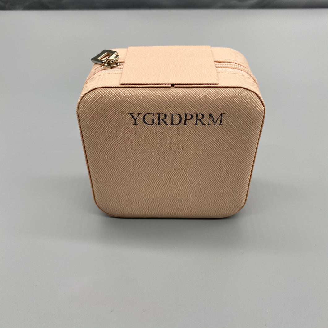 YGRDPRM Jewellery organizer displays,YGRDPRM Small Jewelry Box for Women Girls, PU Leather Travel Jewelry Organizer Case, Portable Jewellery Storage Holder Display for Ring Earrings Necklace Bracelet Bangle Watch Men Kids Gift, Pink.