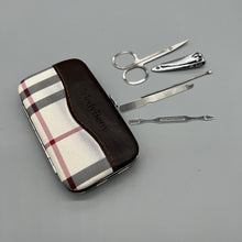Load image into Gallery viewer, MelodyBetty Manicure sets,Manicure, Pedicure Kit, Nail Clippers, Professional Grooming Kit, Nail Tools with Luxurious Travel Case, Set.
