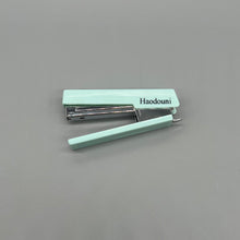 Load image into Gallery viewer, Haodouni Paper staplers,Stapler with 1000 Staples, for Office or Desk, 10 Sheet Capacity, Non-Slip, Green.
