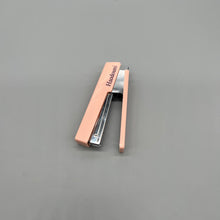 Load image into Gallery viewer, Haodouni Paper staplers,Light Duty Desktop Stapler, 20 Sheet Capacity, Pink.
