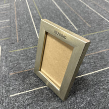 Load image into Gallery viewer, KEZHIHO Picture frames,4x6 Picture Frame, Gold Simple Modern Thin Aluminum Metal Photo Frame Fits Mat 4x6 without Mat Photo. Display for Tabletop or Wall Collage

