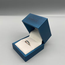 Load image into Gallery viewer, DKNBVCC Ring [jewellery],925 Sterling Silver Minimalist DKNBVCC ring silver ring jewelry belt ring display gift box packaging.
