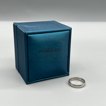 Load image into Gallery viewer, twinkle eye Rings [jewelry],925 Sterling Silver Minimalist tldxdou ring silver ring jewelry belt ring display gift box packaging.
