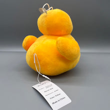 Load image into Gallery viewer, JEYBLE Stuffed and plush toys,Duck Stuffed Animal, Cute duck Doll for Kids Birthday Party Favors,Cute and Cozy Stuffed Animals Little Plush Duck.
